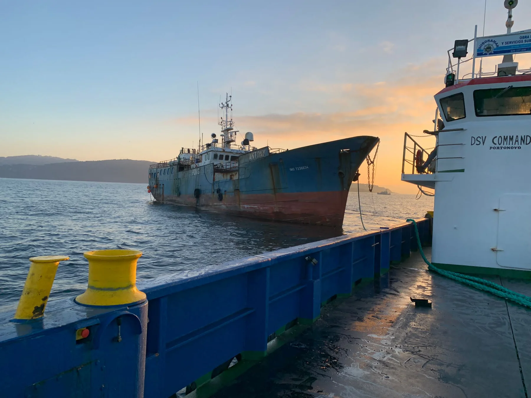 Embarcación en el entorno de Porto de Brens